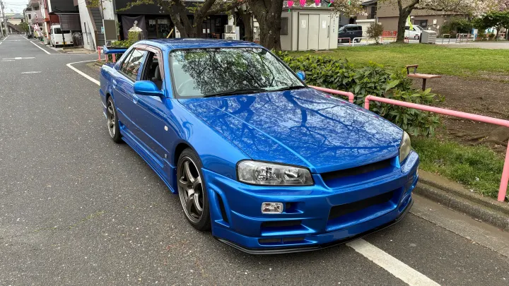 Nissan Skyline HR34 — Bayside Blue
